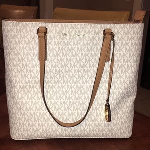 Michael Kors bag *NWOT*